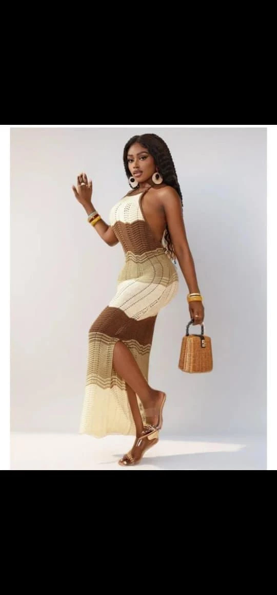 stylish high side leg slit.