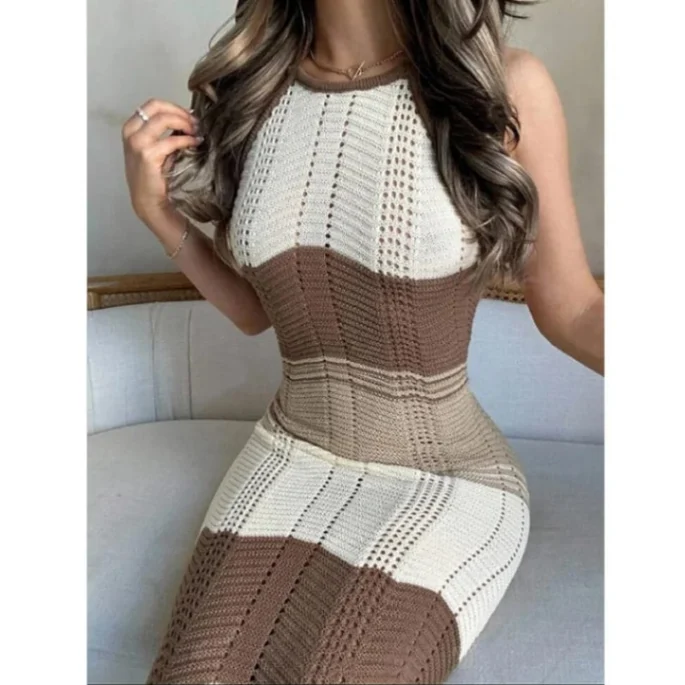 stylish high side leg slit.